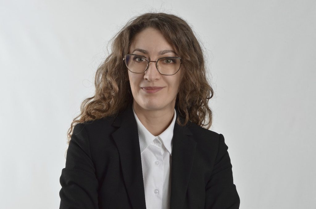 Dr. Ionela Mihai
